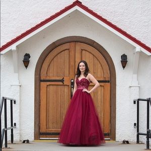 Meet your Posher, Breanna